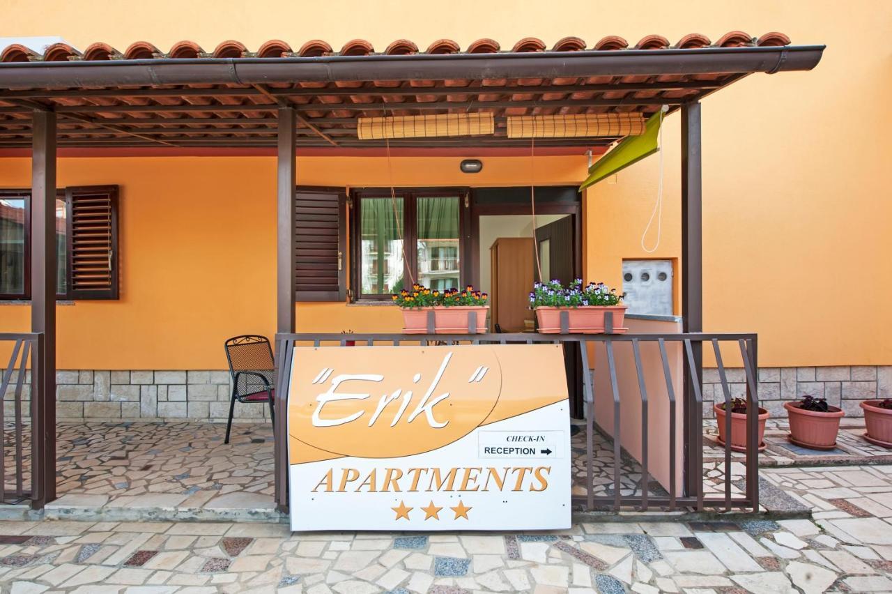 Apartments Erik B&B Adults Only Ровинь Экстерьер фото