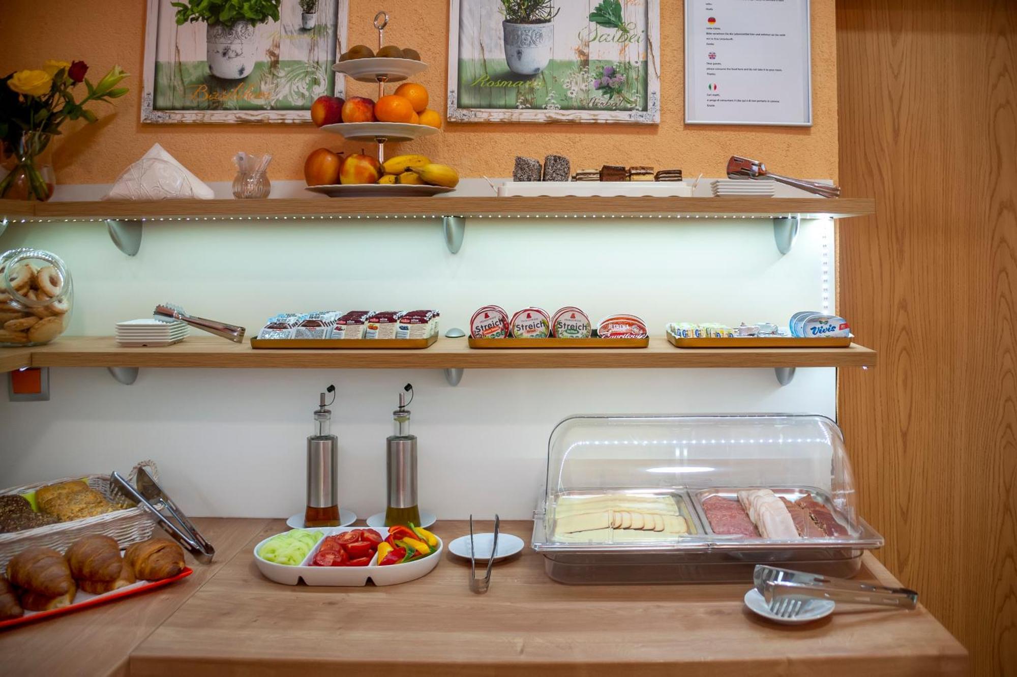 Apartments Erik B&B Adults Only Ровинь Экстерьер фото
