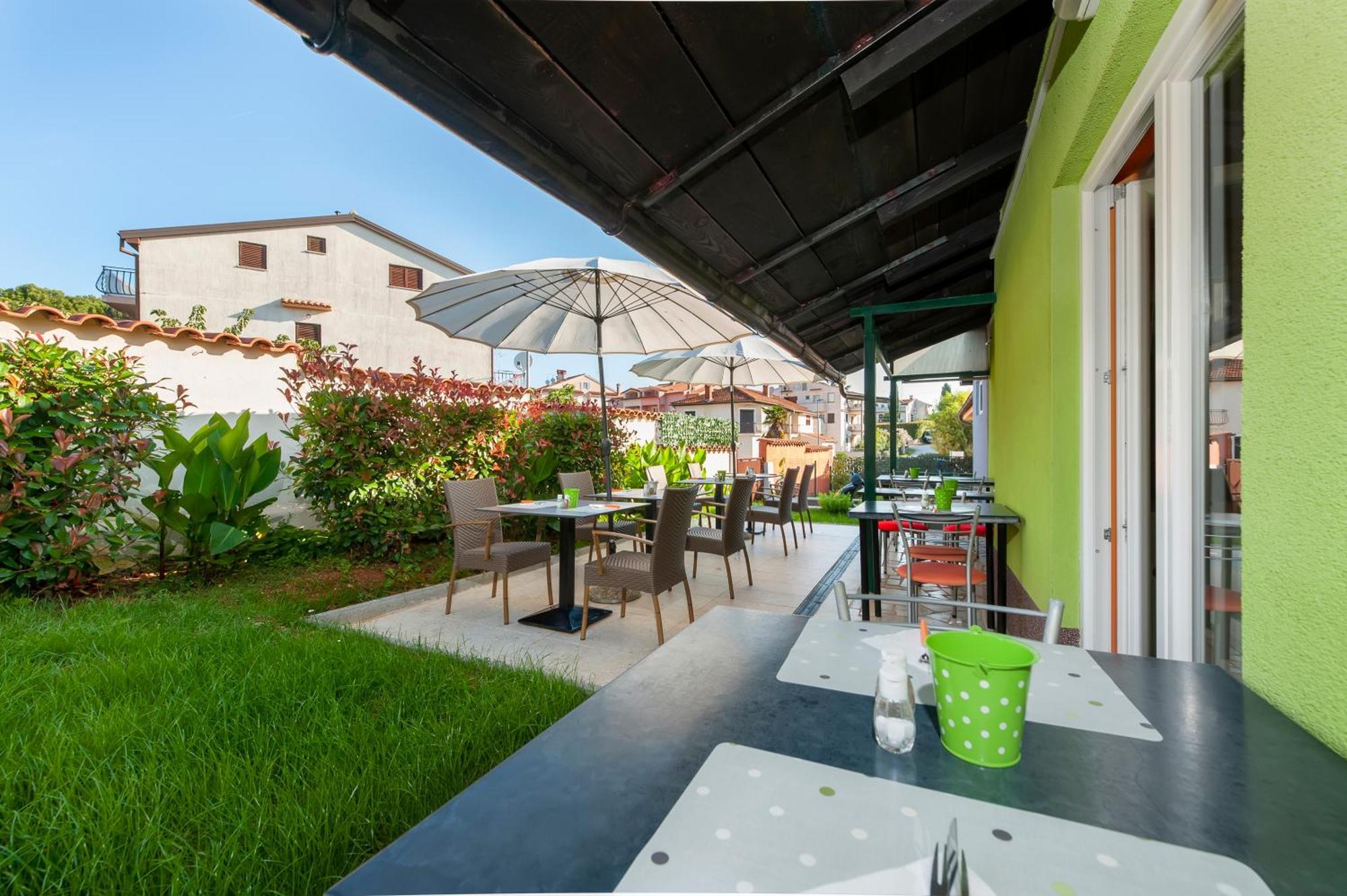 Apartments Erik B&B Adults Only Ровинь Экстерьер фото