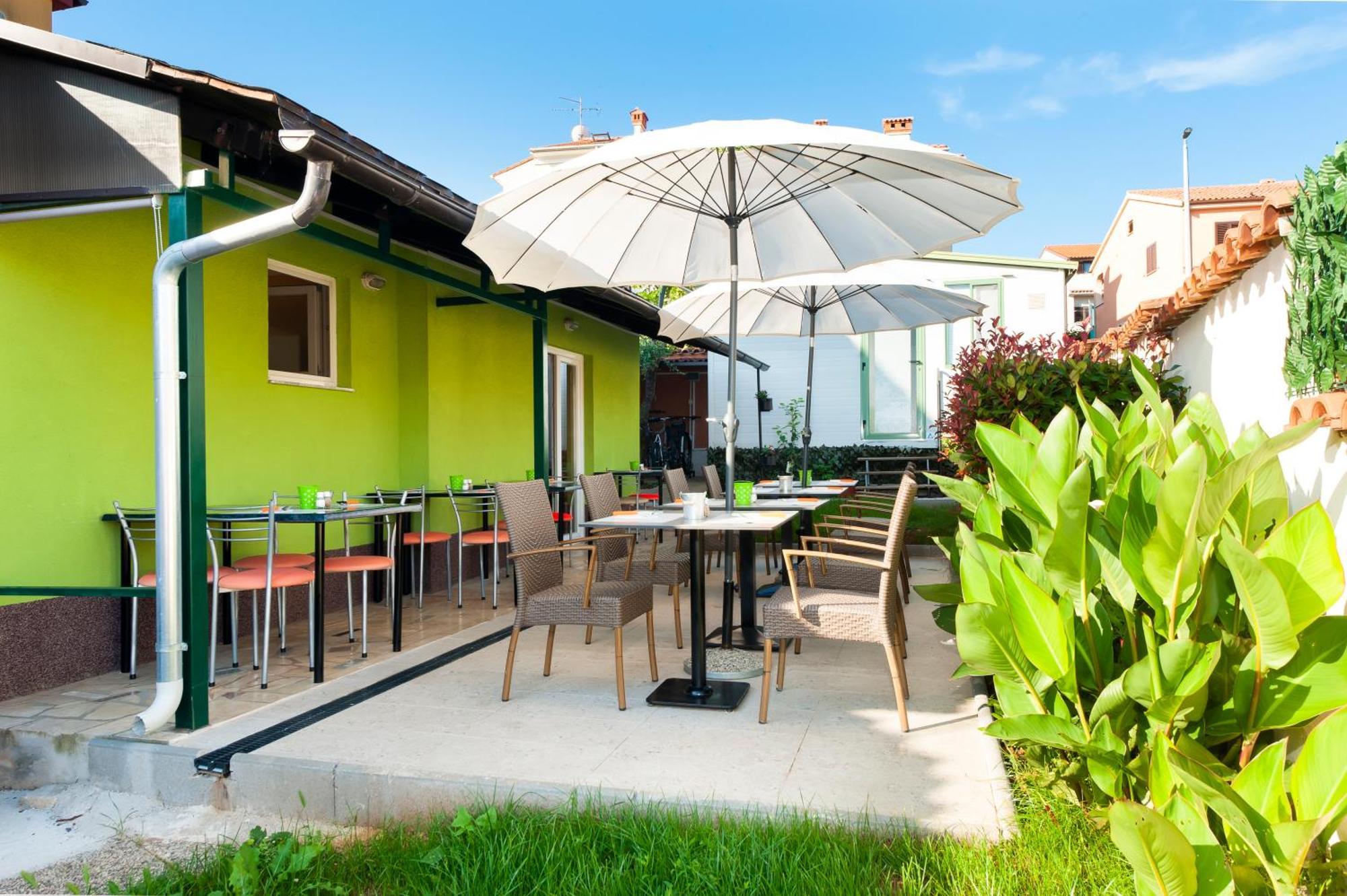 Apartments Erik B&B Adults Only Ровинь Экстерьер фото