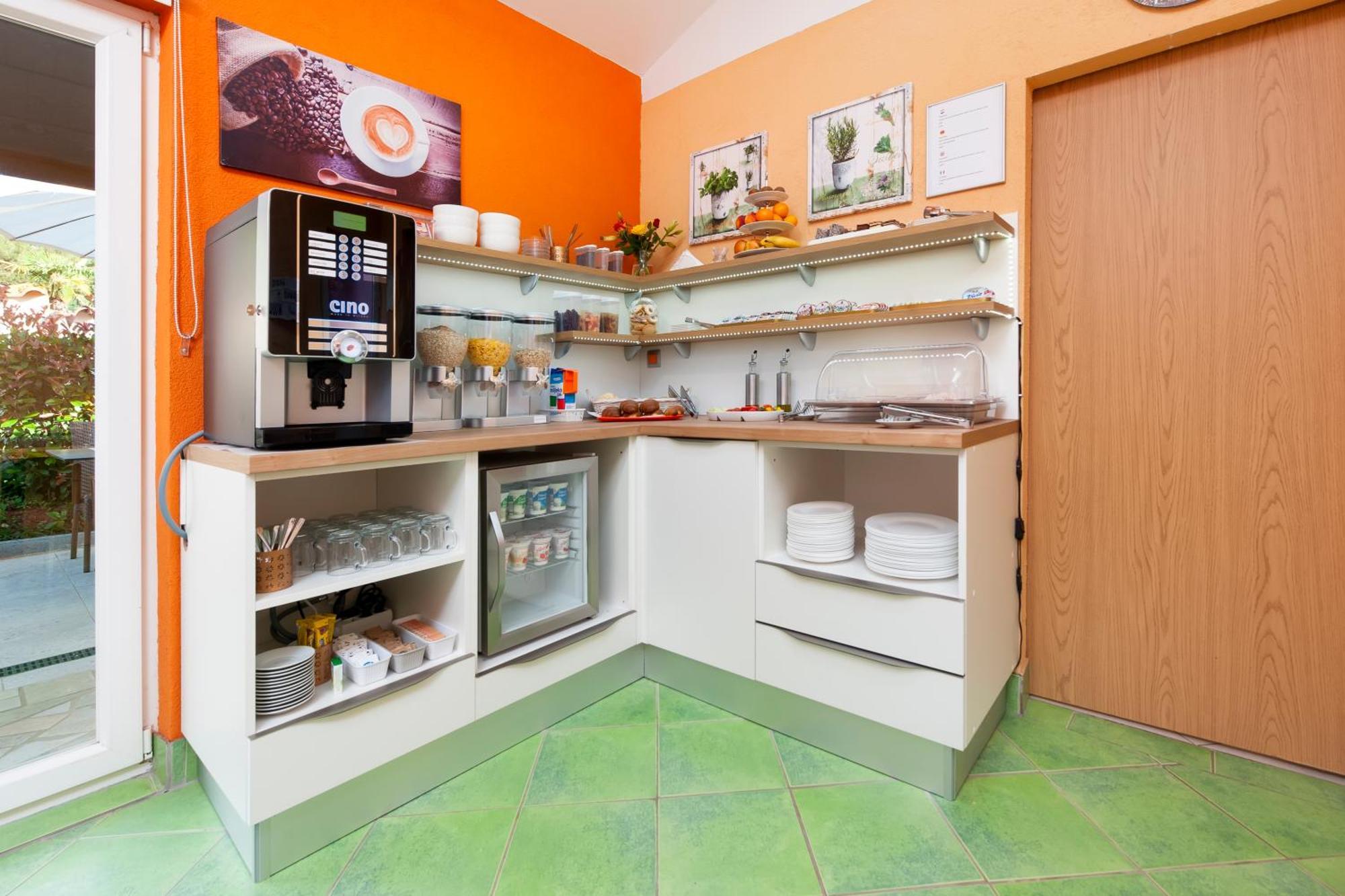 Apartments Erik B&B Adults Only Ровинь Экстерьер фото